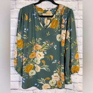 Fun2Fun Relaxed Floral Blouse in Green with Three Quarter Sleeves Size 1X